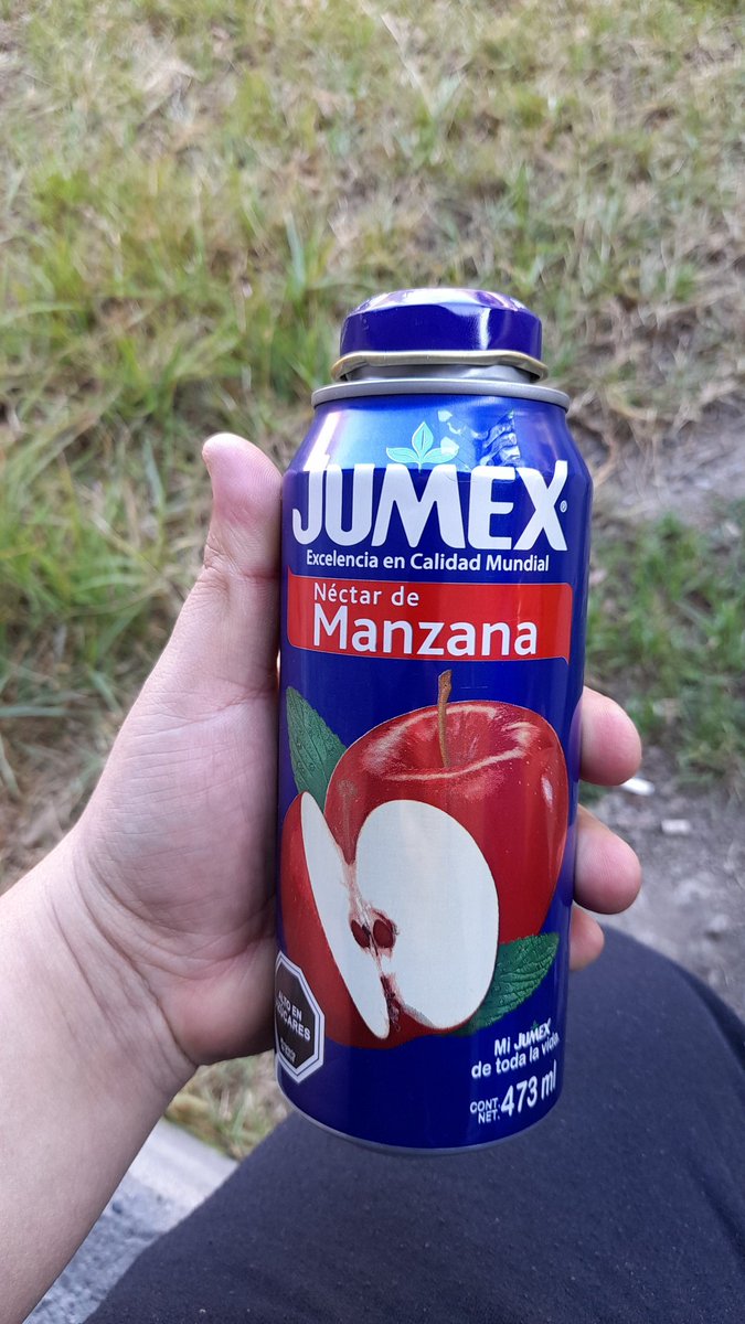 gabriel_Voli's tweet photo. #jumex #awadeuwu su yugo sanito xD https://t.co/fOd5UxSyvV