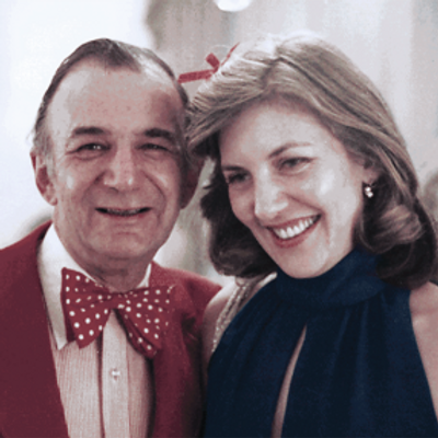 FNetterMD's tweet image. A lovely photo of Dr. Netter with his daughter and biographer, Francine Mary Netter Roberson. Her book shares personal insights as well as the immense professional impact Frank Netter had with his medical illustrations. Learn more at fnettermd.com.