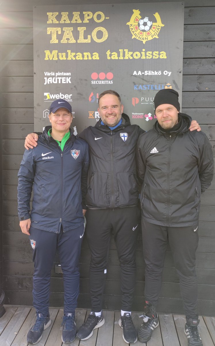 Kiitokset <a href="/KaarinanPojat/">Kaarinan Pojat</a> Lännen P14 poikien osa-alueleirin isännöinnistä. Mukana 36 innokasta pelaajaa sekä laadukas taustaryhmä, jossa mm. Atte Mäki ja Benny Blomqvist pääsivät jatkamaan elokuun Huuhkajaturnauksesta alkanutta prosessia ikäluokan pelaajien kanssa.