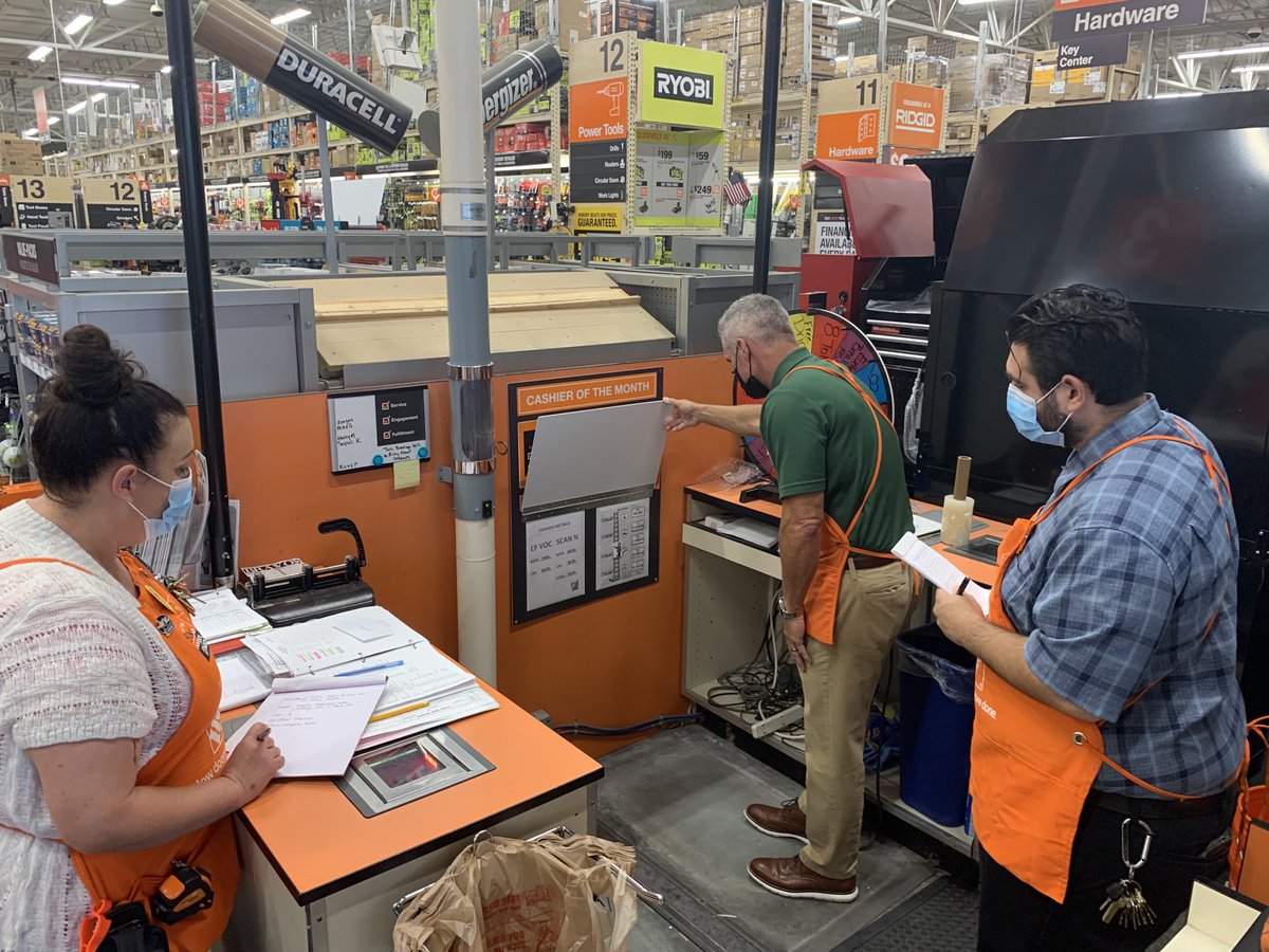 Darrell Davis day at 1409 digging deep on the front end.