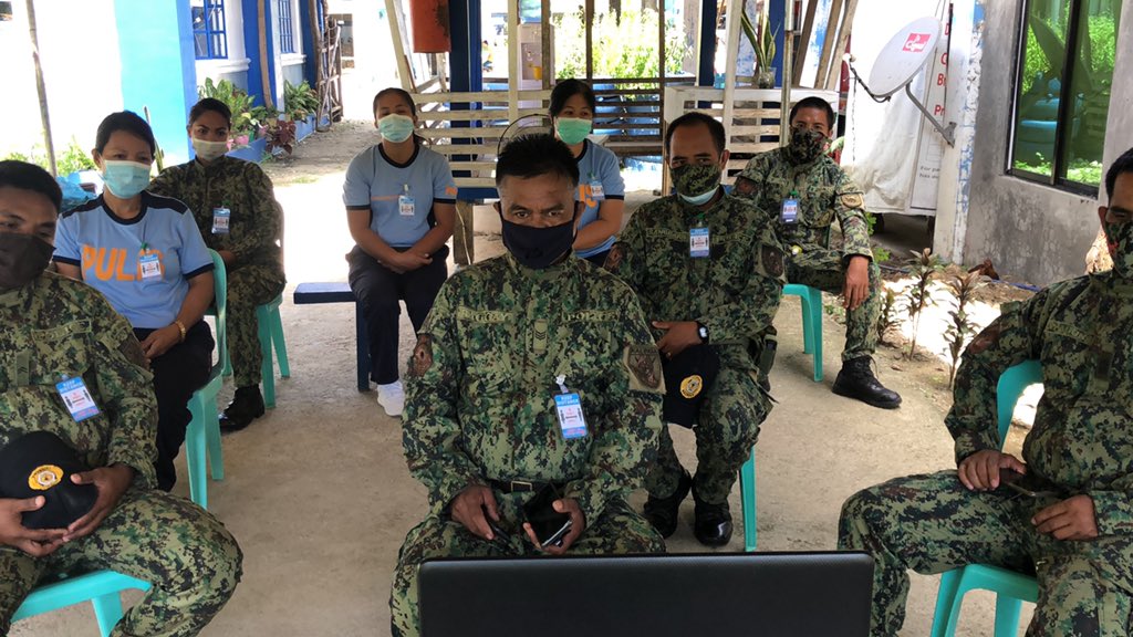 PNPPinukpuk's tweet photo. Personnel of Pinukpuk MPS under the supervision of PMAJ JULIO A NALLIW JR, COP joined the virtual SWIM through FB Live streaming hosted by Apayao PPO with Rev. Judith Gorospe with topic on “Covenant of the Lord”.
#PNPMakaDiyos🙏🏼
#SquadWeeklyInteractiveMeeting
#TeamPNP https://t.co/QCbScqhGJe