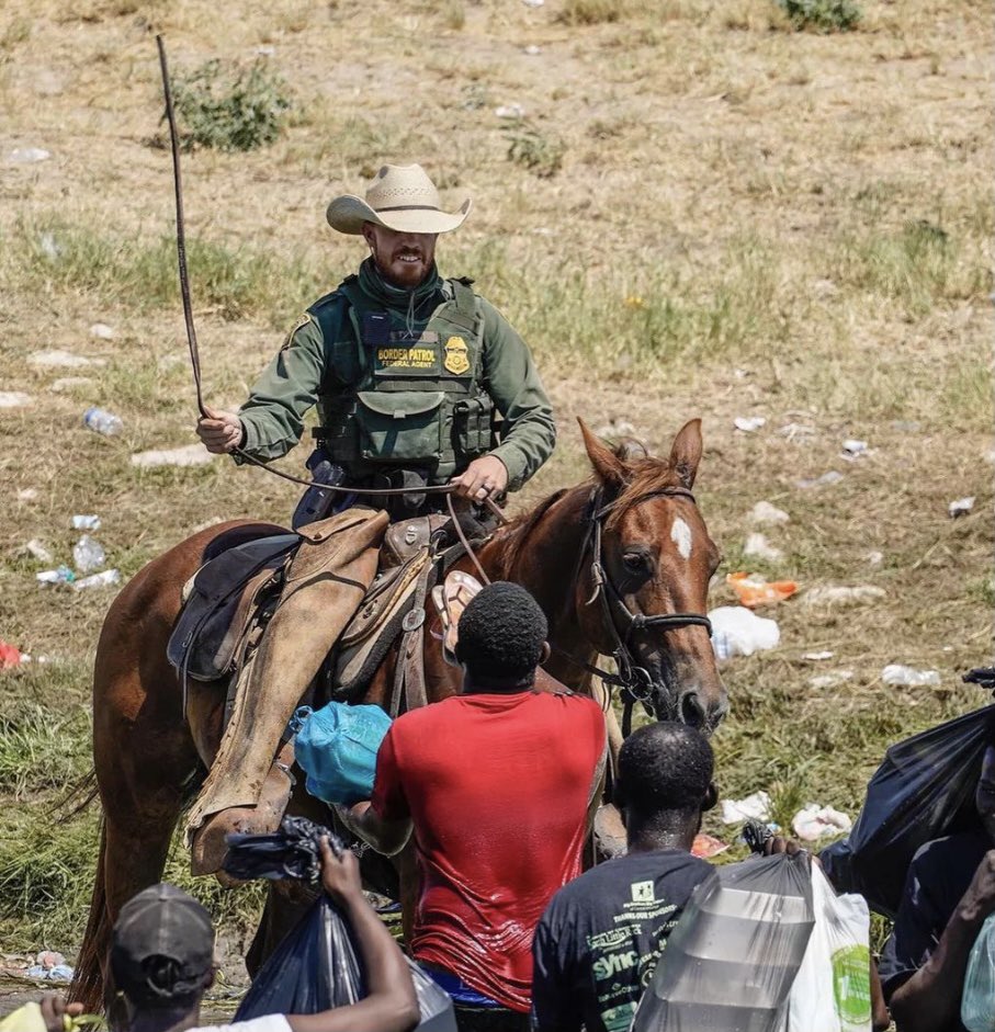 Haitian refugees at the Mexican border. Without @PaulRatje we would have never seen these photos. Tell me to my face that this is acceptable. In 2021?