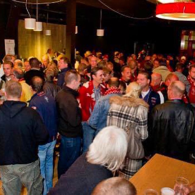Heropening Hatrans Vriendenkring Home bij #twewil #eindelijk #wemakenereenfeestvan

Ledenpassen vertraagd maar op tijd voor wedstrijd tegen de Tilburgers!

#wemogenweer