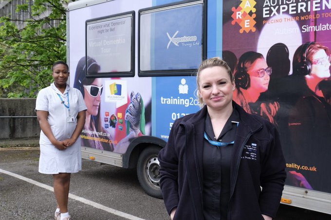 LNWH_NHS's tweet photo. #Training2Care's virtual dementia bus is back this week for #WorldAlzheimersDay to give #TeamLNWH an idea of what itโs like to have dementia. @LNWH_dementia
The bus will be in Ealing on Thursday, and Northwick Park on Friday ๐
โ๏ธStaff can email Matron Alex Lukjaniec to book https://t.co/rMgde0qGfb