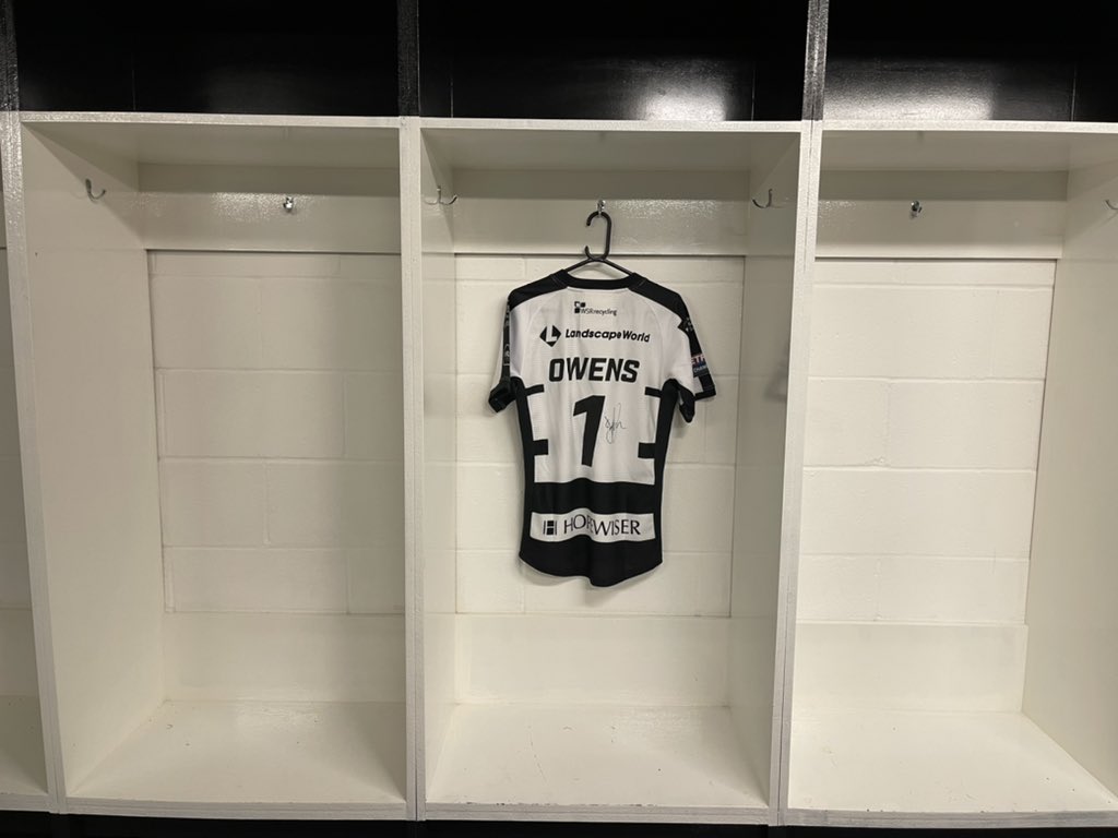 WidnesRL's tweet photo. Club captain @JackOwens17 has donated his playing shirt to be auctioned off for Liam Walsh’s Go Fund Me page.

Anyone wishing to make a bid, do so by replying to this post and we will update the highest bid throughout the day.

The auction will close in 24 hours. https://t.co/e7jbmeNbF8