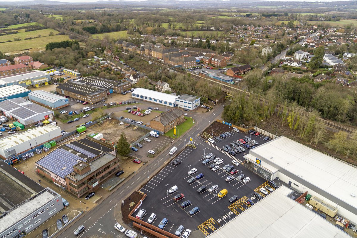 Nice to have exchanged contracts on 25,000 sq ft unit and proposed extension this morning ⁦@AltusAgencyUK⁩  letting more space in Edenbridge in 2021