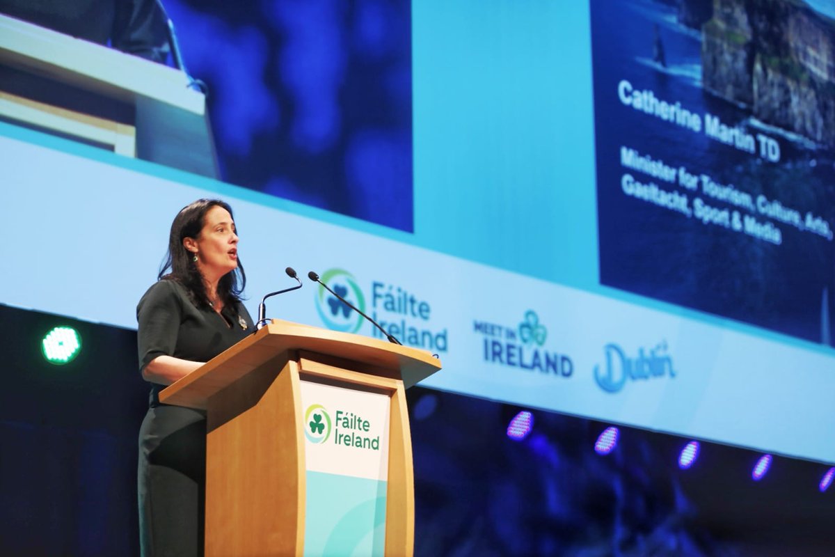 I was pleased to give the opening address at today’s in-person <a href="/Failte_Ireland/">Fáilte Ireland</a> conference

Business tourism contributes more than €716m annually to the Irish economy &amp; supports up to 20k jobs 

Ireland is open again for business tourism

gov.ie/en/speech/44ef…