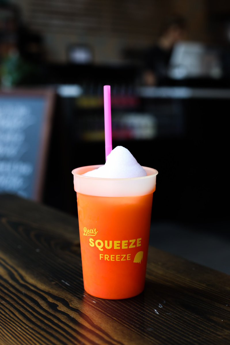 OpportunityDET's tweet photo. Which drink are you picking from Bea’s in #EasternMarket? #Detroit @beassqueeze https://t.co/yWC6GPelBy