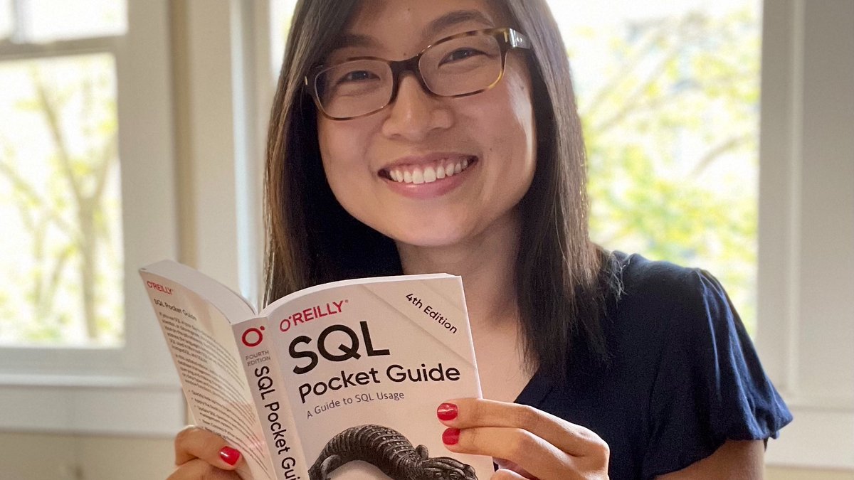 adashofdata's tweet image. My book, SQL Pocket Guide, 4th Edition, is out today! You can check it out on Amazon here: amzn.to/3hGHfAV

@OReillyMedia #SQL #PocketGuide
