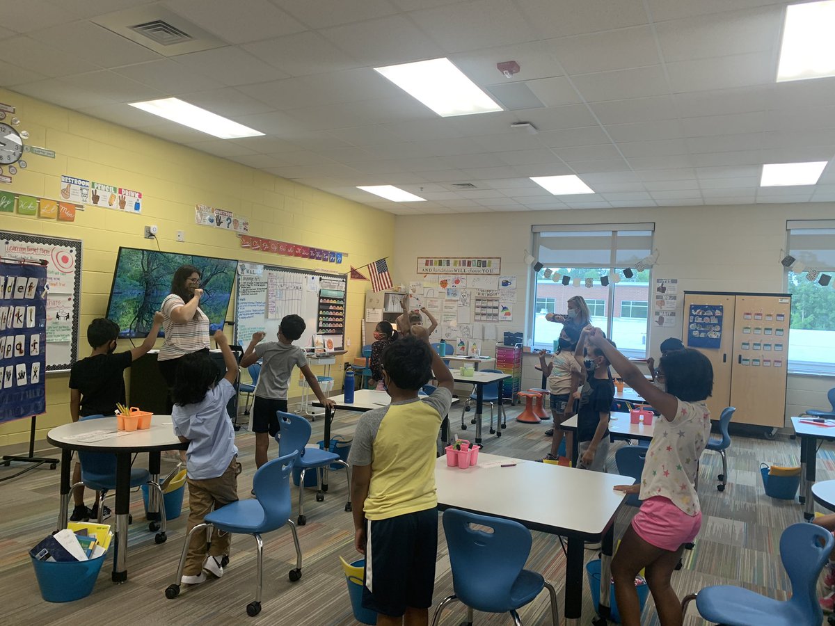 dgreener20's tweet image. From coaching to collaboration and engagement! It was so nice to see phonics and foundations happening around @WhiteOakElem today! 🙌🏼📙✏️ Way to Go 2nd grade! @MolinaroAllison @WCPSSLiteracy @wcpsselemela #letterland #BuildStrongFoundations