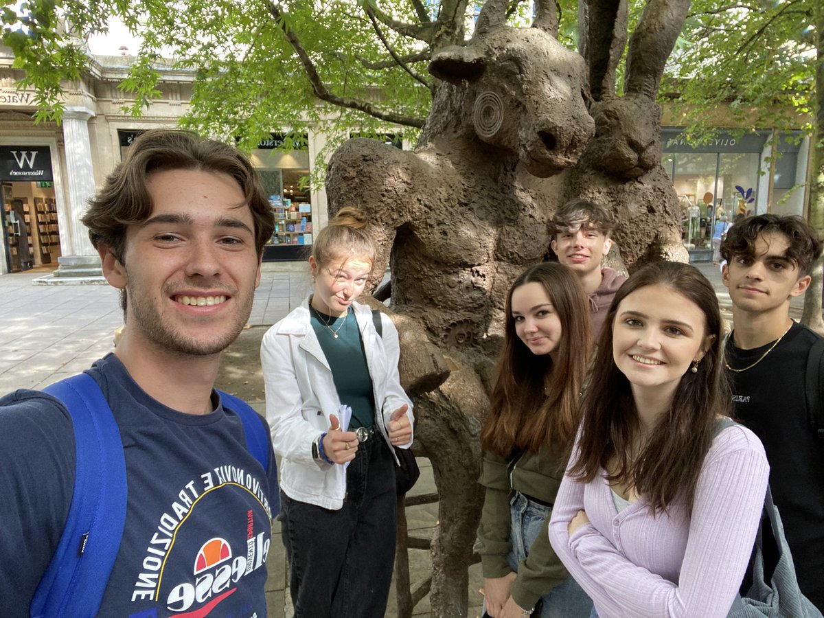 eveolivia52's tweet image. #teamglos #inductionweek GREEN PEAS