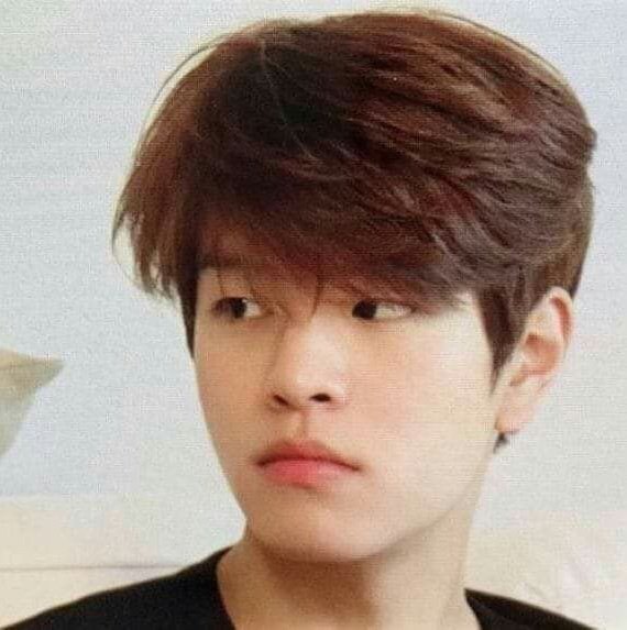 kim seungmin but as you scroll down he gets older ✨

a thread 📌