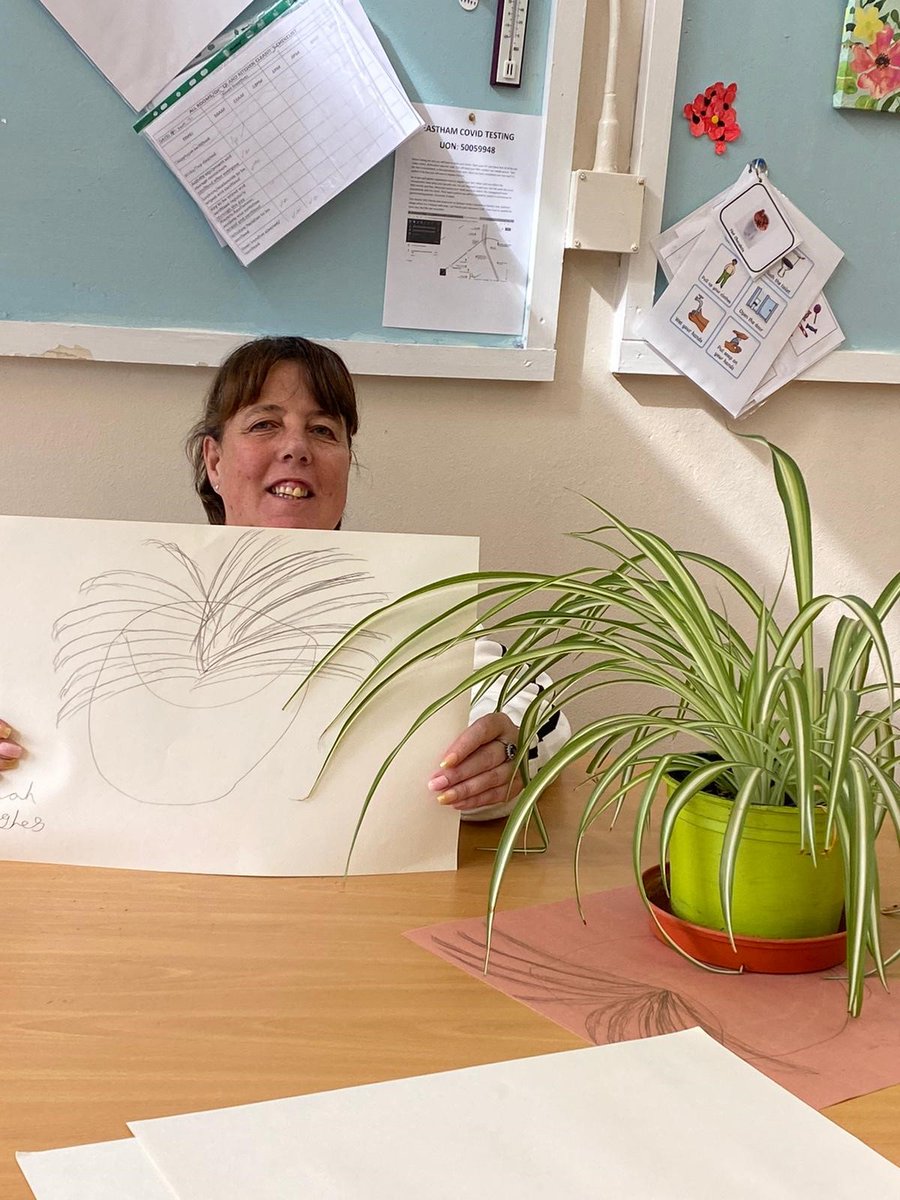 WirralE's tweet photo. People we support at #Eastham have been enjoying art sessions. Last week, they chose to draw plants and were really pleased with the drawings they produced 🌱 🌿
#EnablingChoice #EnrichingLives #ImprovingWellbeing #DevelopingIndividuals #WirralEvolutions #Wirral https://t.co/iSsHaQE9aZ