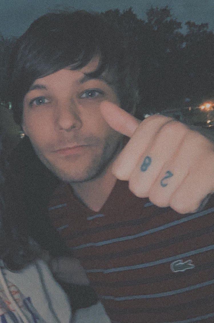 best louis pics (@louist_pics) on Twitter photo 