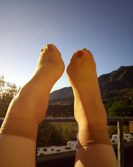 Ready to enjoy the last great sunshine ☀️👣💞 #nylongirl #nylonencasement #nylontoes #nylon #nylonfeet<a href="/tag/nylongirl"class="tags">#nylongirl</a><a href="/tag/picoftheday"class="tags"><span>#picoftheday</span></a><a href="/tag/feet"class="tags"><span>#feet</span></a><a href="/tag/nylon"class="tags"><span>#nylon</span></a><a href="/tag/feetsoles"class="tags"><span>#feetsoles</span></a><a href="/tag/fuss"class="tags"><span>#fuss</span></a><a href="/tag/nylontoes"class="tags"><span>#nylontoes</span></a>