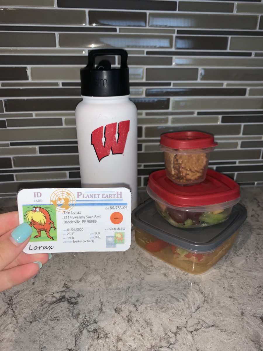 Using reusable containers every day can help reduce the amount of harmful chemicals released from plastic lunch bags. It’s a great way to save money and help the environment 
#apesintro <a href="/franklinlorax/">APES Project Lorax</a>