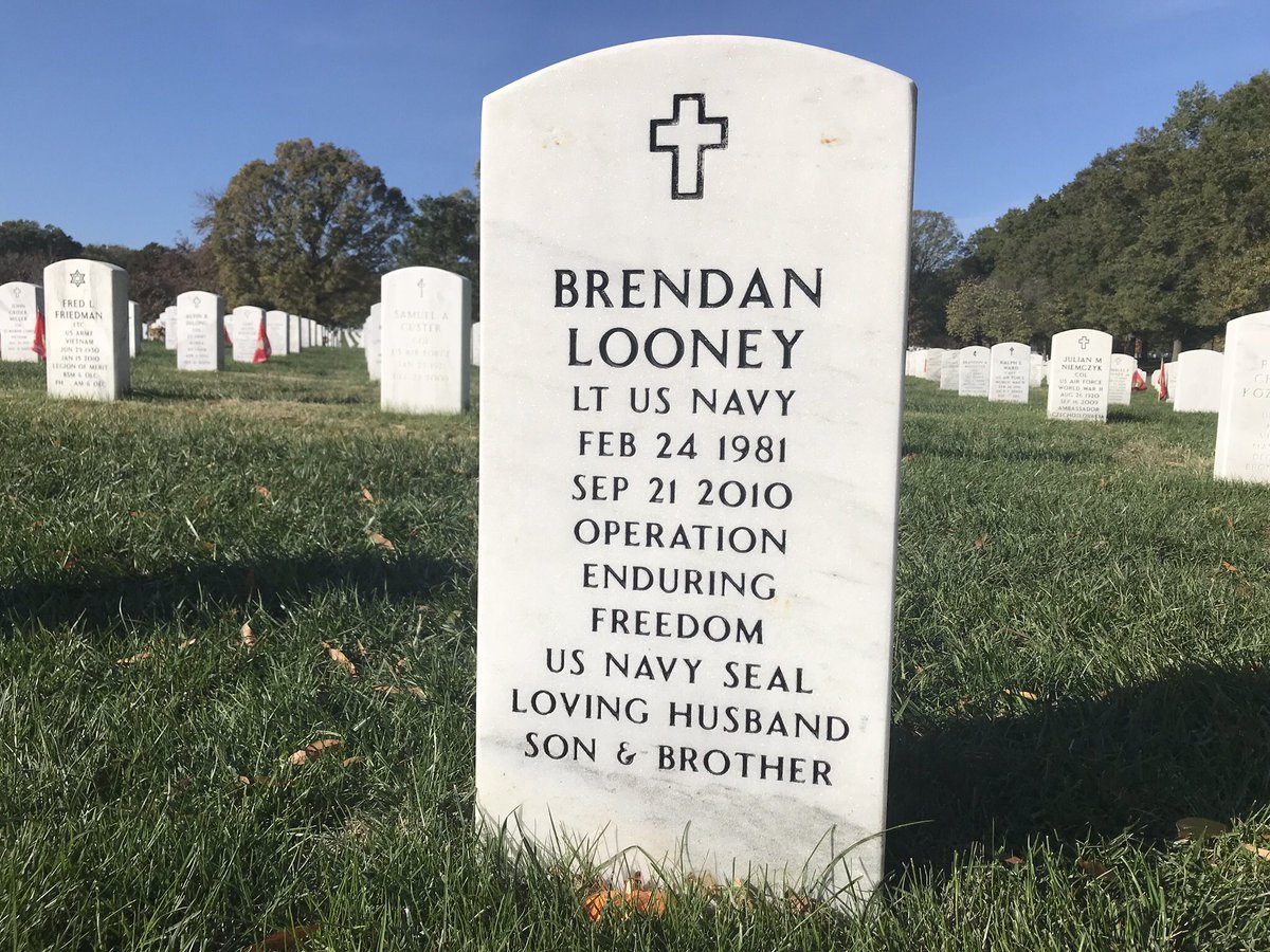 Today we salute (LT) Brendan Looney 🇺🇸  for his commitment and service. If you live in the Washington metropolitan, there will be a mass this afternoon, at 2pm, at the Basilica of the National Shrine of the Immaculate Conception in Brendan’s honor #gonebutnotforgotten