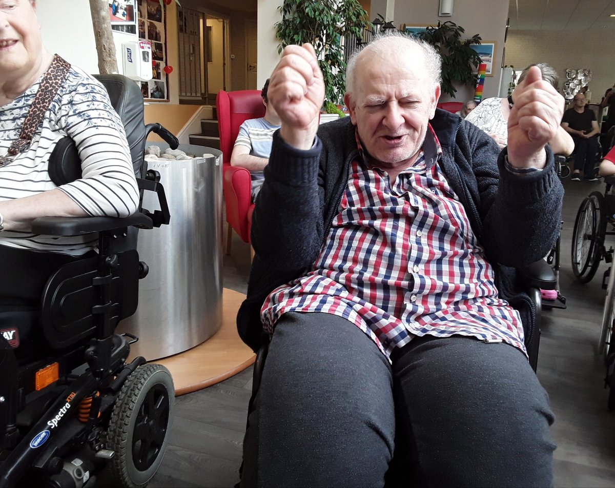 ForestCareTweet's tweet photo. Residents here at the village enjoy Ian James with a socail distance show 🕺🎤 https://t.co/KYjcokJIZ2