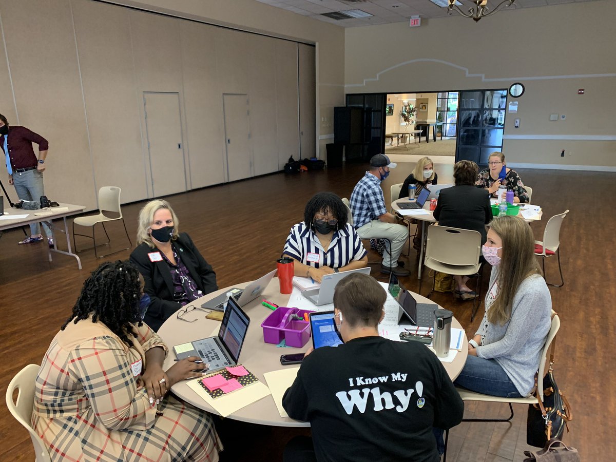 Amos_ALP's tweet photo. The community of @IWCSchools has a multi-year culture of student expositions. These dynamic, student-centered events are the culmination of powerful, day-to-day engagement in PBL challenges. What will learning look like going forward? #IWCSvision2028 #ALPlearn https://t.co/5s432aGlyt