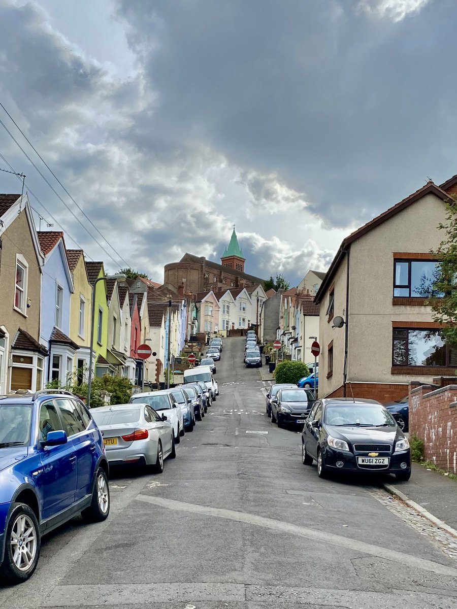 char1iewatts's tweet image. Gert hilly in Totterdown