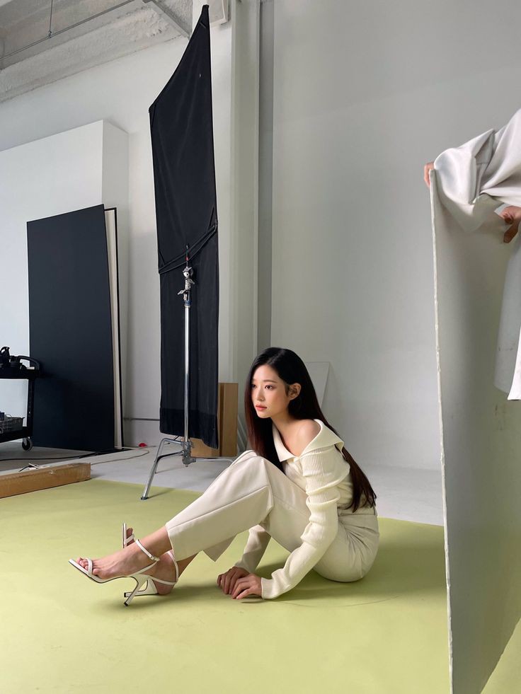 picsofminju's tweet image. KIM MINJU FROM IZONE EVERYONE !!
#MINJU #민주