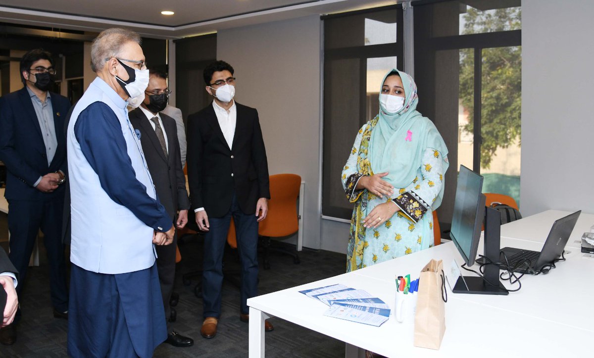 PresOfPakistan's tweet image. President Dr. Arif Alvi visited National Incubation Center (NIC) Islamabad today. He was briefed about various initiatives of NIC.