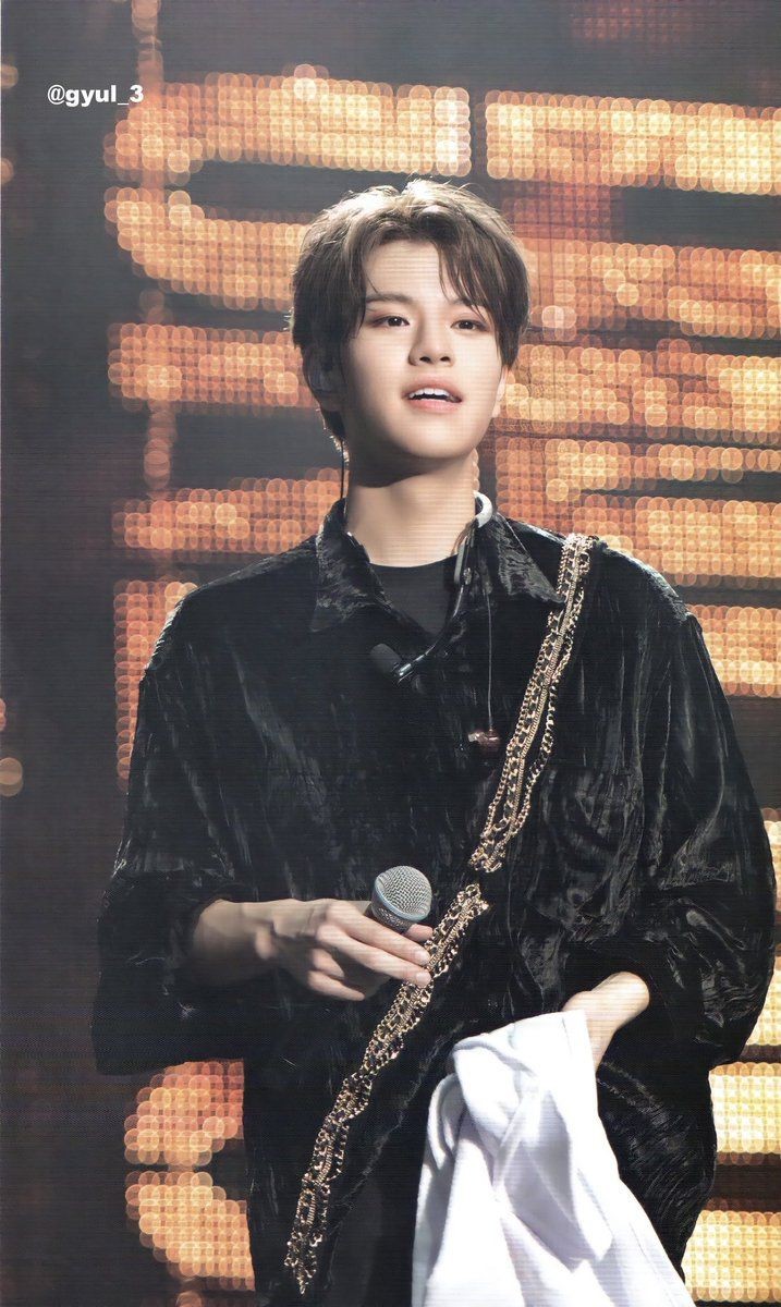 Lady_moo_'s tweet photo. Y bueno hoy es día de llorarle a este cachorro precioso, un vocal que me impresiona y me alivia el alma cada que lo escucho, te amo hoy y siempre🥰🤧🤧

#922StarsForSeungmin
#명창강쥐_승민아_생일축하해
#HappySeungminDay
@Stray_Kids https://t.co/FtKY4oeAot