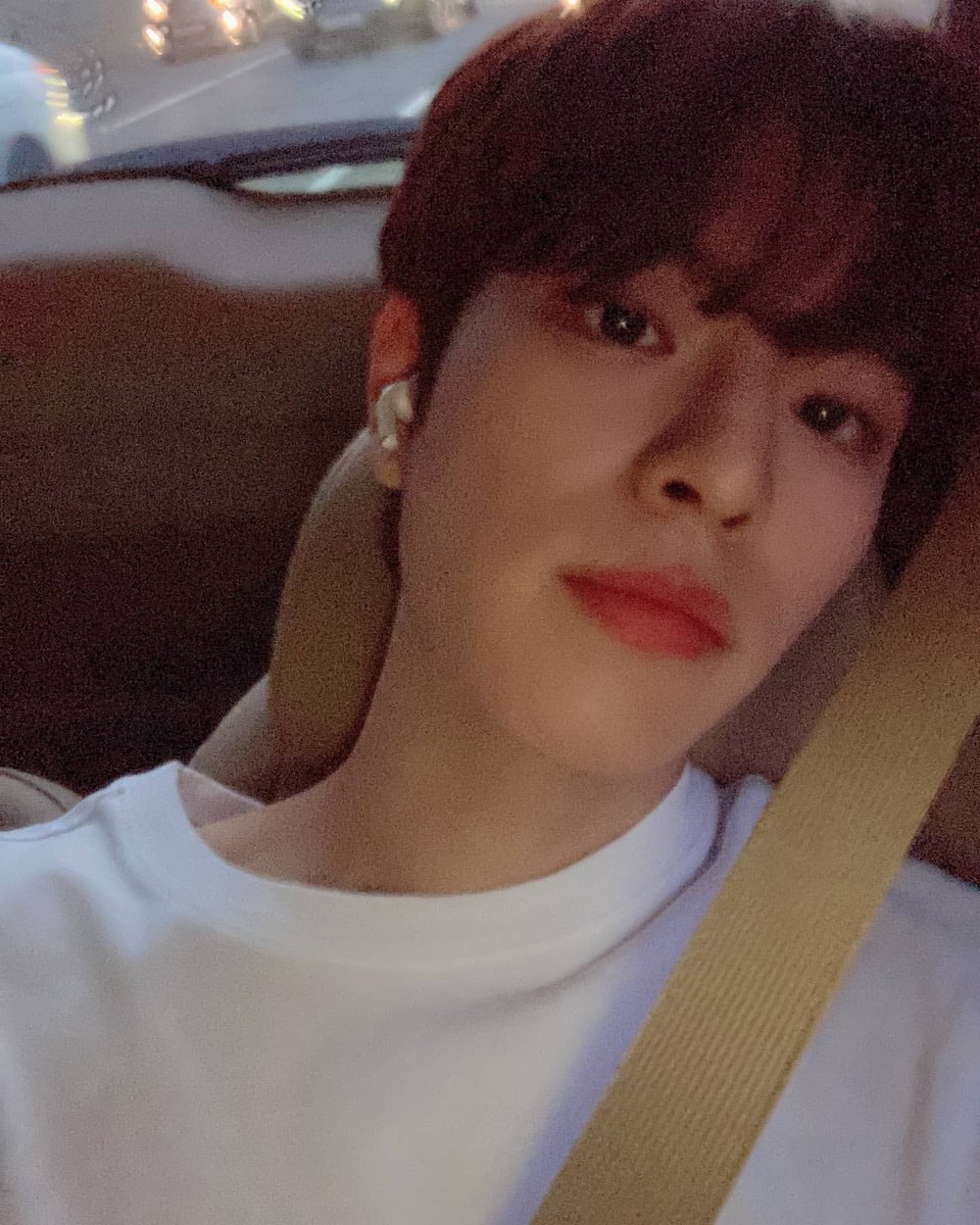 dada0922_'s tweet photo. 나의 자랑 나의 사랑 승민아
너의 생일을 너무나도 진심으로 축하해
언제나처럼 많은 사람들의 사랑만 잔뜩 받으며
지금처럼 행복하고 좋은 하루들로만 계속되길 빌게
승민아 생일 축하해  ♡ ◡̈ ♡

#922StarsForSeungmin
#명창강쥐_승민아_생일축하해
#HappySeungminDay https://t.co/Ye5OoRhr6x