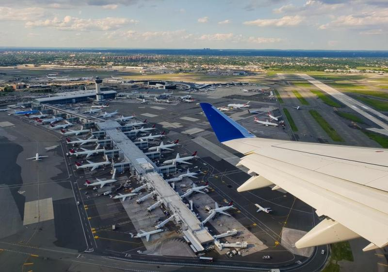 indus_tribune's tweet photo. US to Ease Travel Restrictions for Fully Vaccinated Passengers in November

Foreign nationals will need to present proof of vaccination before travel and will not be required to quarantine on arrival

https://t.co/o3ueZh93e6 https://t.co/BIzsaiuK25