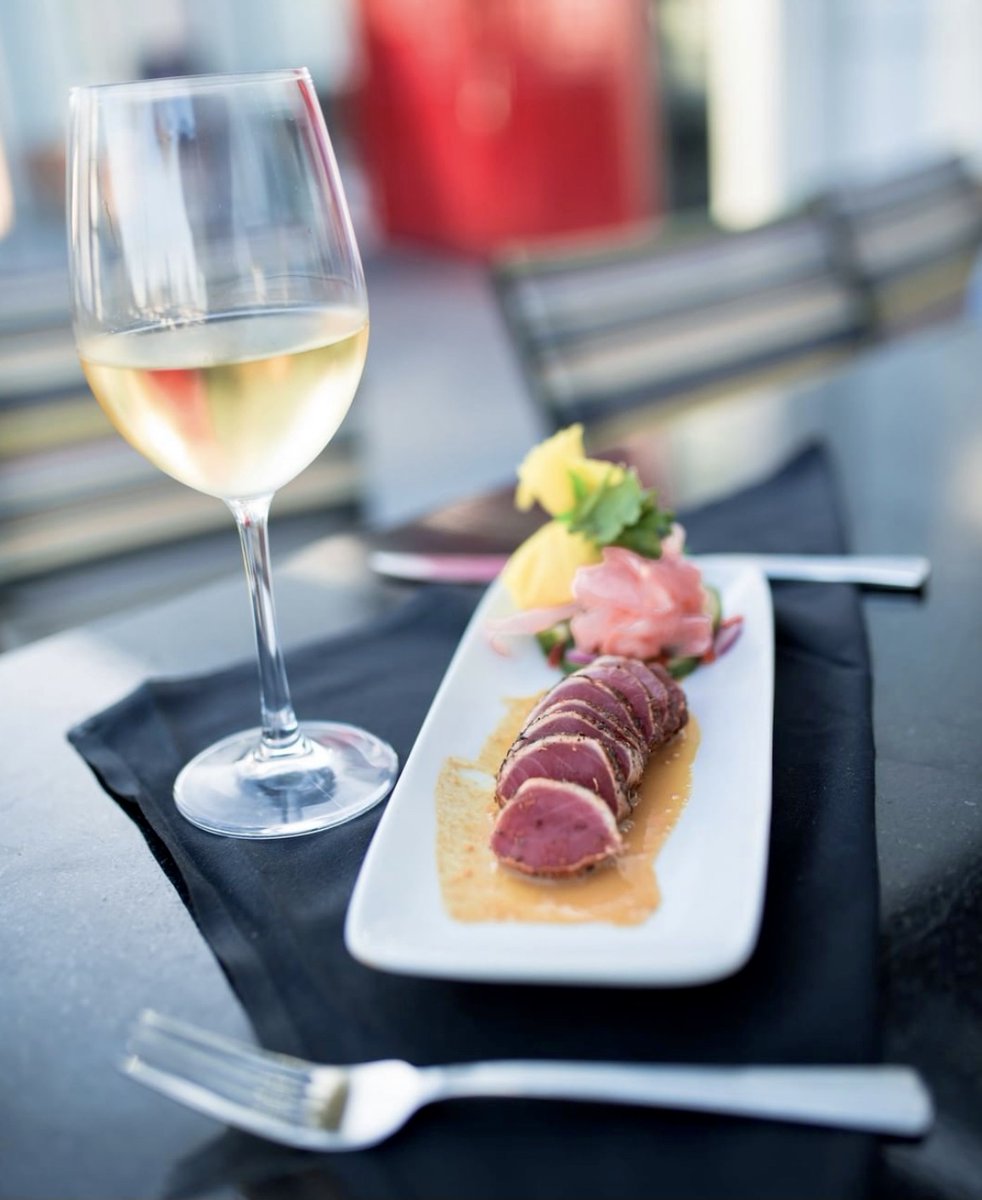 FamilyPromiseAZ's tweet photo. You could win a $100 gift card to fabulous Ruth's Chris Steak House just for registering for Family Promise's upcoming event.👏 Click the link to register now. https://t.co/fkmkSnrNpH Good luck and thanks for helping us support needy families in your community! 💗 📷: @ruthschris https://t.co/P4B4S2QBuv