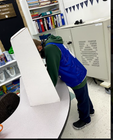 The Grade 5/6 participated in student vote Canada yesterday. What a great hands-on way to experience the election. <a href="/studentvote/">Student Vote</a> #StudentVoteCanada 
#phrd7 #Elxn44 #ElectionCanada #busby
