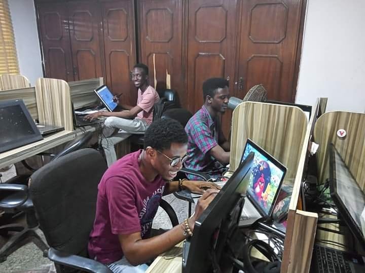 zebracomicsplc's tweet image. Last week, we visited one of the most promising animation studios in Africa, @SPOOFAnimation. In Lagos, Nigeria, we met with the visionary founder of the company, Mr @ayodreammaker, and we were impressed by the sheer energy which this African studio. The future is bright.