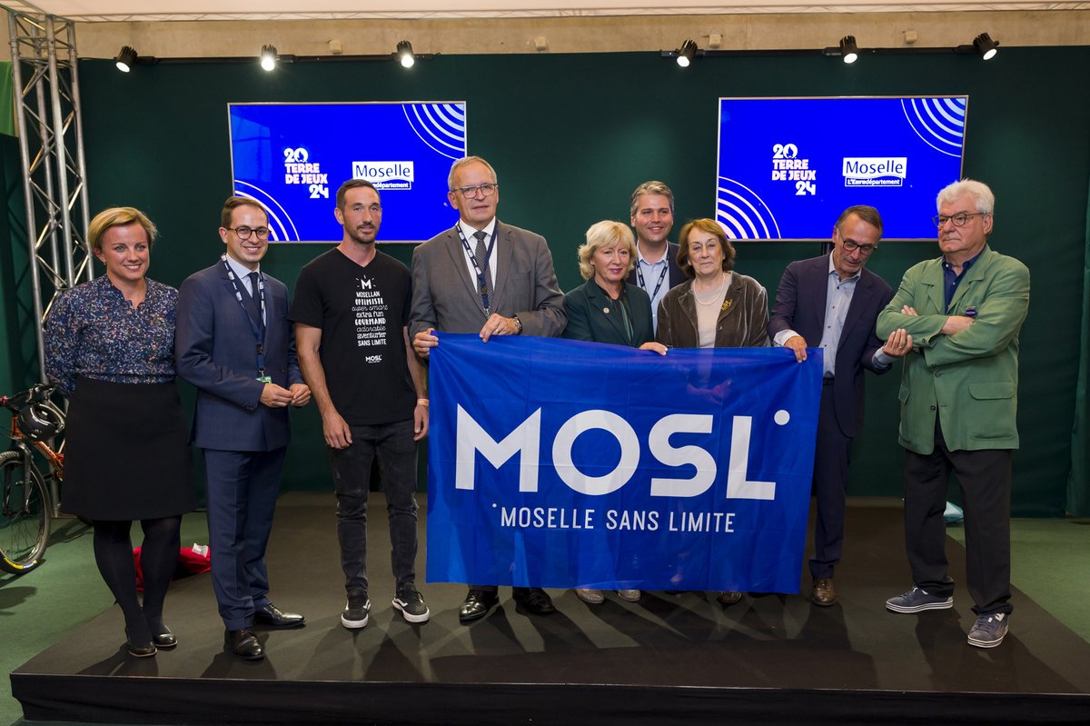 🤝 𝐒𝐎𝐈𝐑𝐄́𝐄 𝐌𝐎𝐒𝐄𝐋𝐋𝐄 𝐎𝐏𝐄𝐍 I Le Président <a href="/PWeiten/">Patrick Weiten</a> a convié hier les représentants des 200 associations qui ont sollicité une aide au redémarrage (une mesure #MoselleEspoir).

ℹ swll.to/t5qq0 
📷 © DPT57/JC Verhaegen #MOSL
