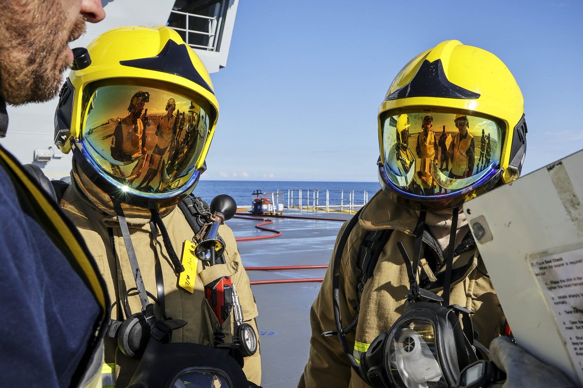 HMSPWLS's tweet photo. Just a few more shots from our @FOST final exercise of Carrier Sea Training. 🔥🚿🧯
Making sure that we are ready for operations anywhere. 🌊🚢🛩🌍
#PWLSatSea #CarrierStrike #WeAreNATO https://t.co/joUDEZe94L