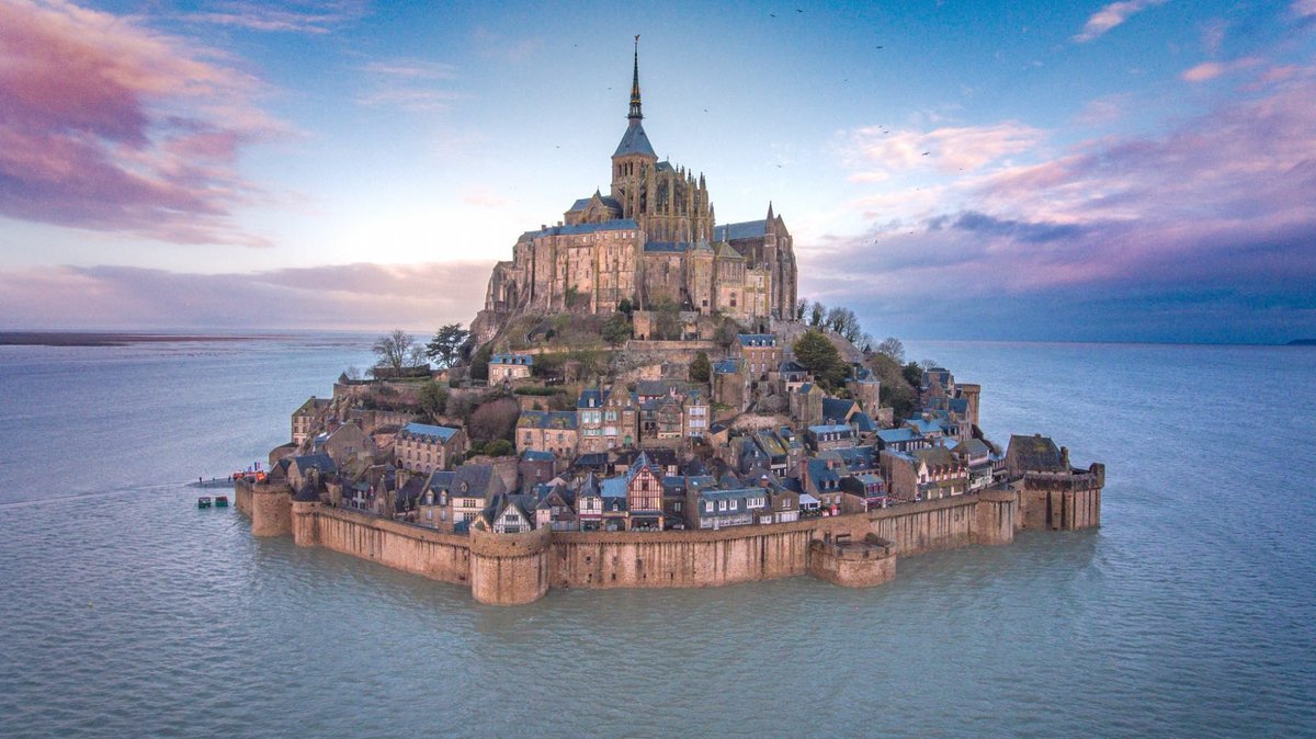 adam_keesling's tweet photo. just learned that "tidal islands" exist?

why are we not making more of these?!? https://t.co/bm7NZb1SPY