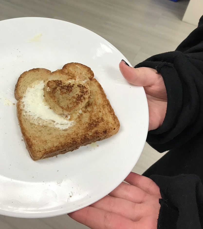 cloverhighcte's tweet photo. What do NGA Blue Eagles have for breakfast? Why, Eggs in a Nest, of course! #familyandconsumersciences #clovercte #blueeaglesready2work #eggsinanest #reallifeskills #yum 🍳🍞 😋 https://t.co/chIOfhfboT