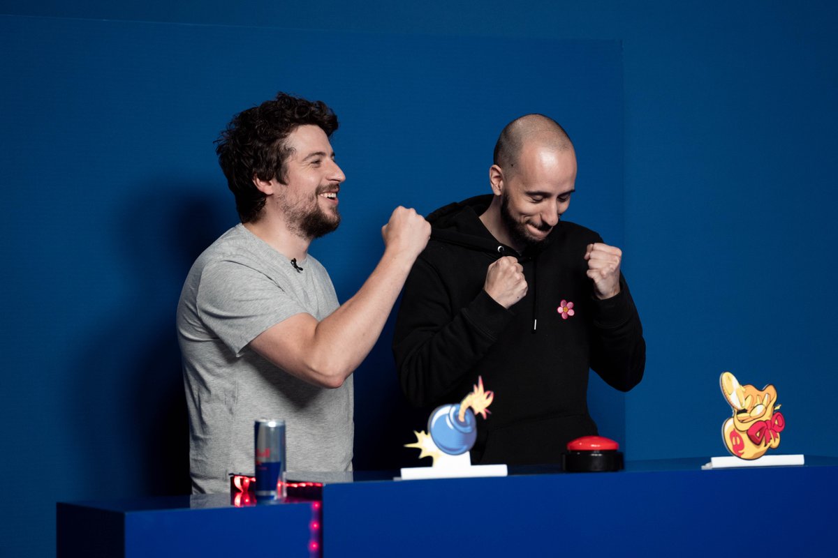 RedBullFrance's tweet photo. Rendez-vous mercredi dès 17h sur #RedBullCheckpoint pour un nouvel épisode du Good Game Show présenté par @Doigby avec des invités cools 🔥
@Gom4rt_ & @mythiXTrinity
🆚
@jussetain & @LuttiLutti_
📺 https://t.co/FJAhqzxzPQ https://t.co/rvI00X4CrF
