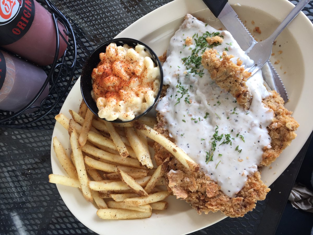 It's that time of the week! Come by to enjoy our Chicken Fried Steak special. 👌