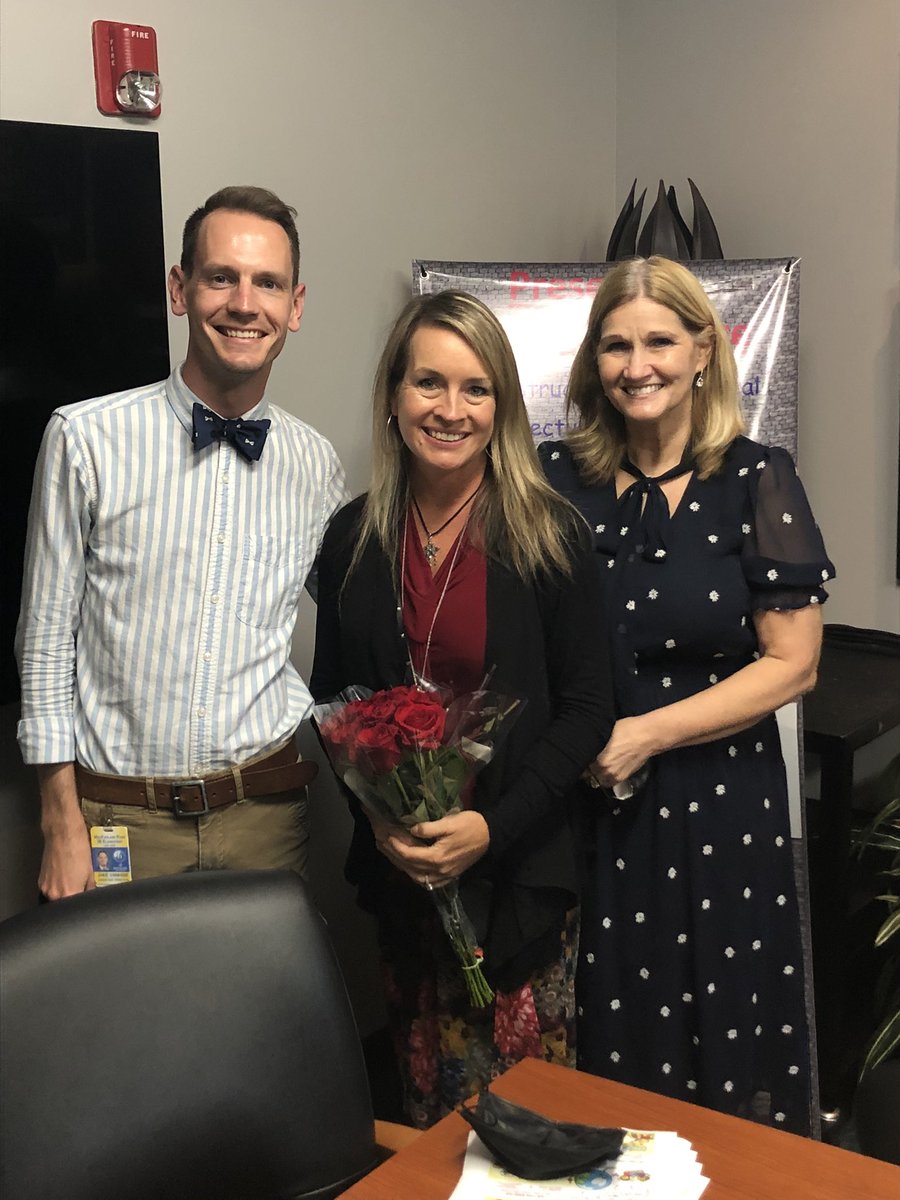 HUGE congrats to Ms. Hartle for being named our TEACHER OF THE YEAR!She supports our students and teachers in ensuring our IB program is top notch! Without her we would not be the reigning #1 Elementary Magnet School in the nation! <a href="/HillsboroughSch/">Hillsborough Schools</a> <a href="/SDHCMagnet/">HCPS Magnet Schools and Programs</a> <a href="/macfarlanepta/">MacFarlane Park Elem</a>