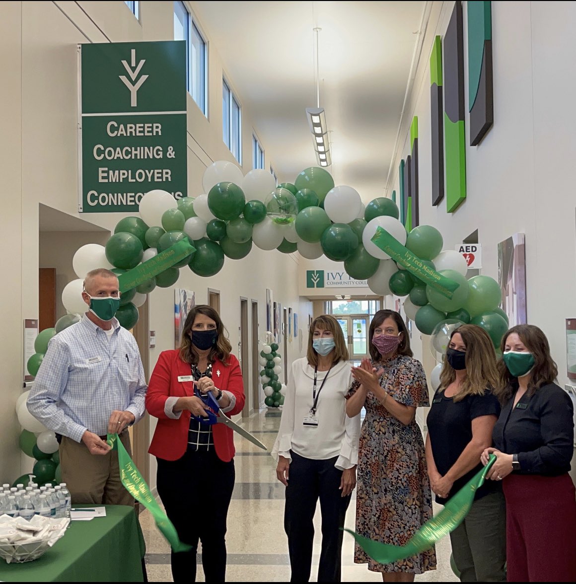 blue_eyedmolly's tweet photo. What a wonderful celebration and ribbon cutting for our new Career Coaching and Employer Connections department on campus! We are providing career advice to students and connecting employers to our students for work based learning and job placement! #ivytechmadison https://t.co/iAebuab3cM