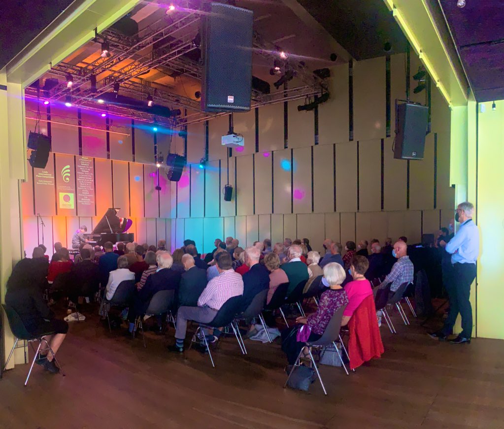 liverpoolphil's tweet photo. A lovely lunchtime concert with @leedspiano competition second prize winner Kaito Kobayashi, who also won the Yaltah Menuhin award! Congratulations on a brilliant concert Kaito #leedspiano https://t.co/Hm4Xy80w70