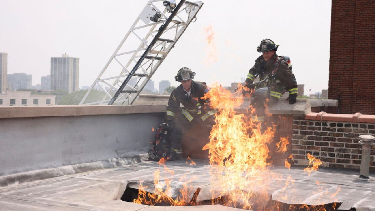 Before #ChicagoFire #OneChicago premieres tomorrow, Derek Haas previews Chicago Fire season 10: buff.ly/3kqTRgR