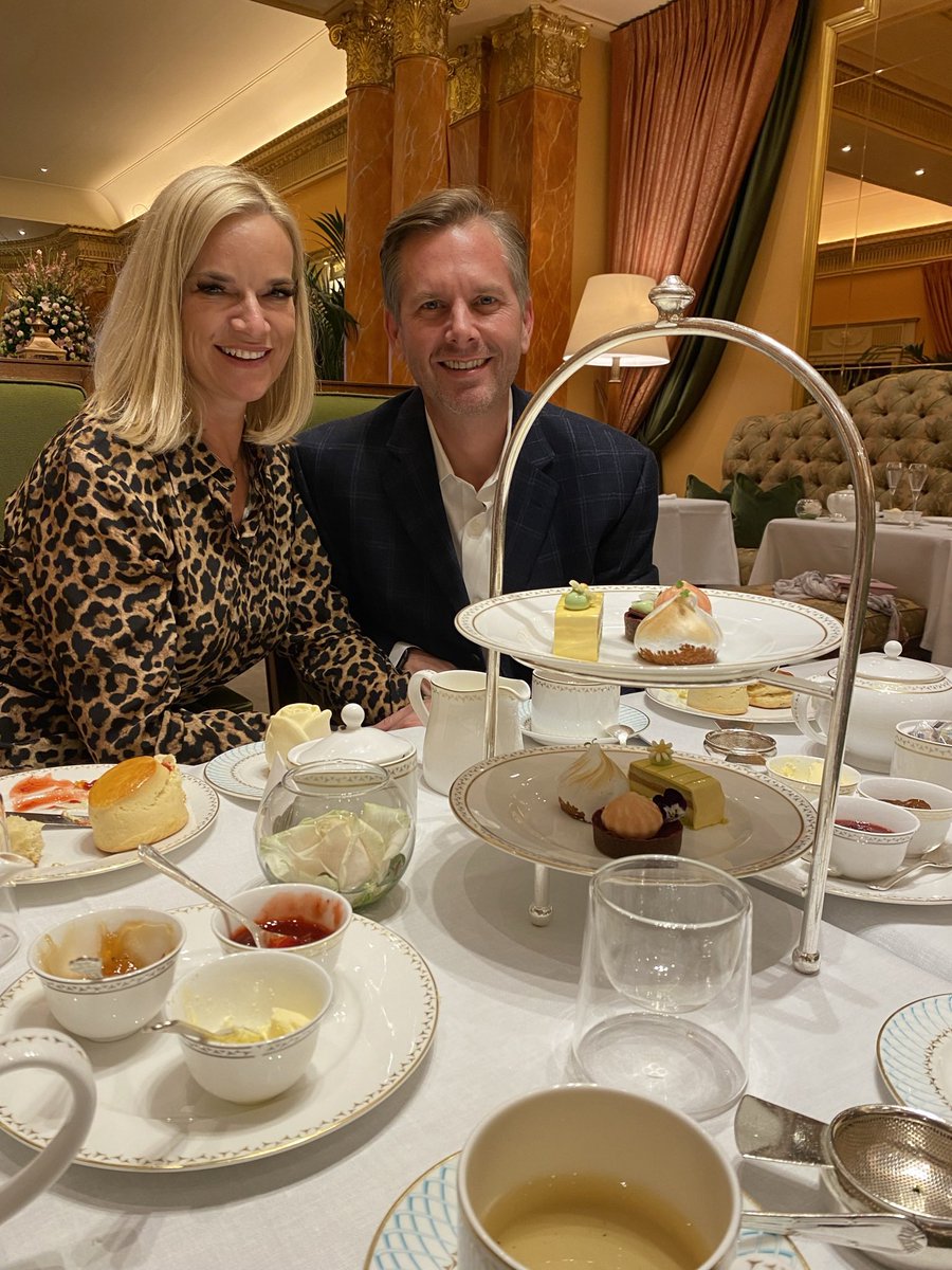 JulieMDavis's tweet photo. Great trip to #london with @ChipHarder https://t.co/4kiaZcEdZ1