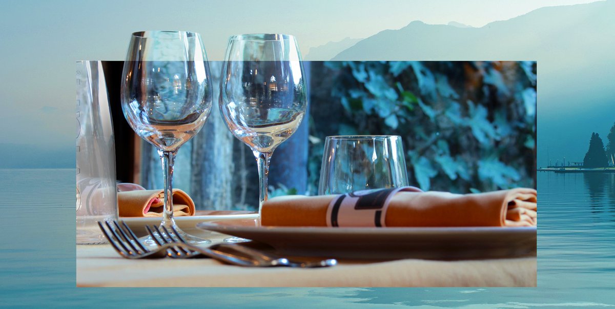 eaumineralememn's tweet photo. Il paraît que c’est la Journée Internationale de la gastronomie, l’occasion de se préparer un repas qui met l’#EauMinaraleNaturelle à la bouche ! #PureParNature https://t.co/QGzgPwn4OG