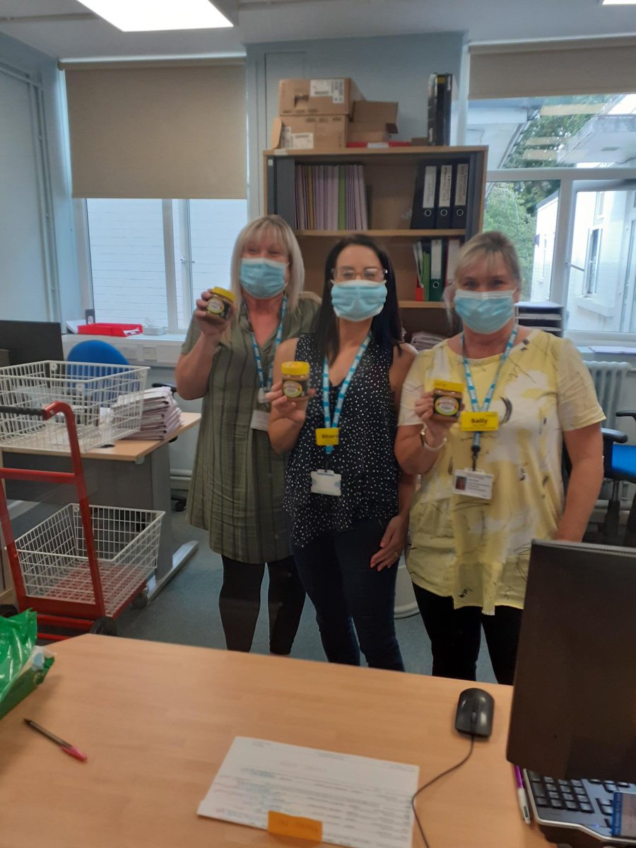 EsthNorma's tweet image. Work Perks did it again, thank you workperks from Sutton, Leatherhead and Epsom Hospitals. Thumbs up from all. Marmite Peanut Butter Crunch, you either love it or hate it.....They loved it! 
@workperks