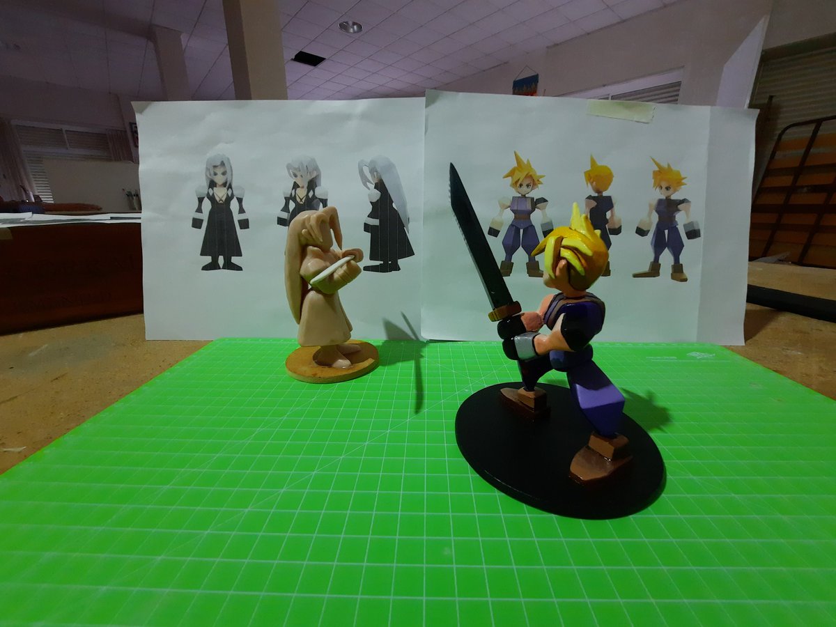 CarrileArt's tweet photo. Prácticamente ya lo tengo para hornearlo y empezar a pintarlo. 💪
#Sephiroth #Cloud #poligonal
#FinalFantasyVII #Fanart #clay #sculpting #FFVII https://t.co/Sbscs5mTVi