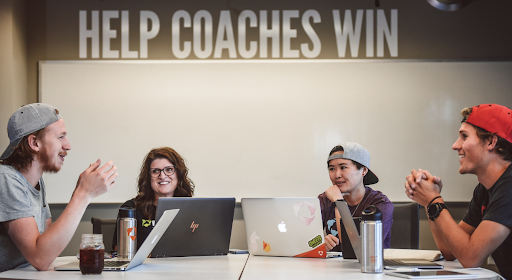 LifeAtHudl's tweet photo. 🚨 We're hiring! 🚨

We’re looking for enthusiastic software engineers to join @Hudl. If you have a drive to work across full-stack or front-end web development and mobile app development, apply here: https://t.co/C53vxryfek https://t.co/kOXdltPdHr