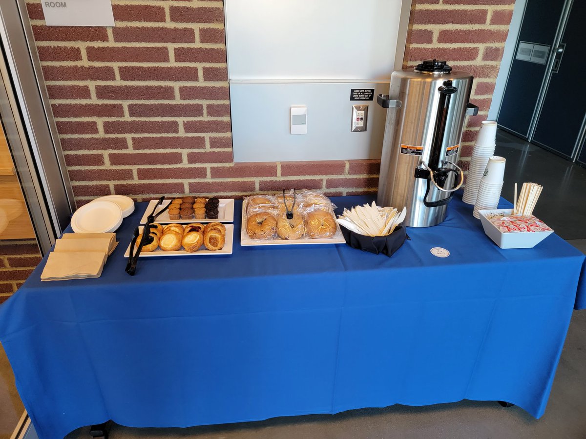 StevenMoran_'s tweet image. Shoutout to ASUCLA Catering this morning for the quick setup &amp;amp; friendly service for today's morning meeting! @ASUCLAStudentU @UCLAengineering