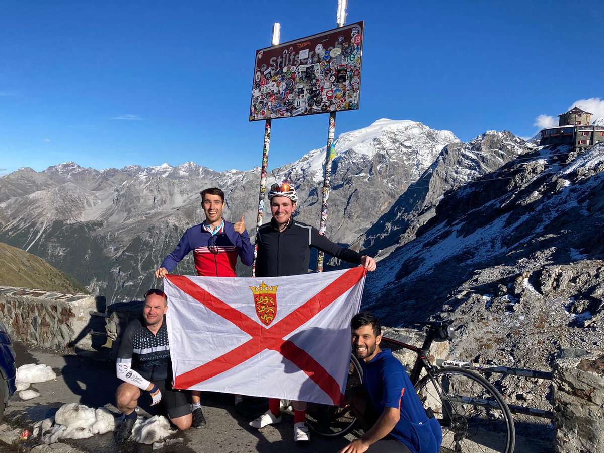 we came, we saw, we conquered #passodellostelvio