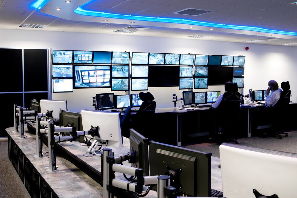 NovusMoreSpace's tweet image. How do you keep track of a sea of visual data? Video walls keep it all in view. Novus TSS Monitor Arms are made for complex, multi-monitor designs. buff.ly/3nVeZ0Z #controlroom #controlrooms #controlroomdesign #videowall #videowalldesign #monitoringstation #consoles